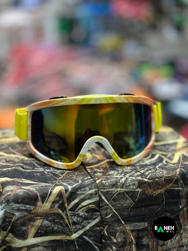 عینک طوفان و اسکی کد ۱۰۰۱