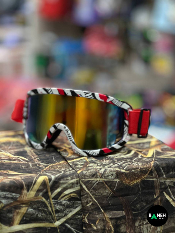 عینک طوفان و اسکی کد ۱۰۰۱